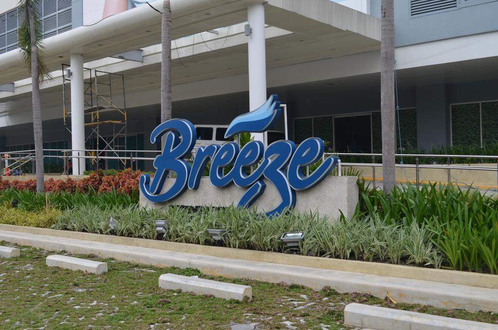 Jovic'S Condo At Breeze Residences. Manila Bagian luar foto